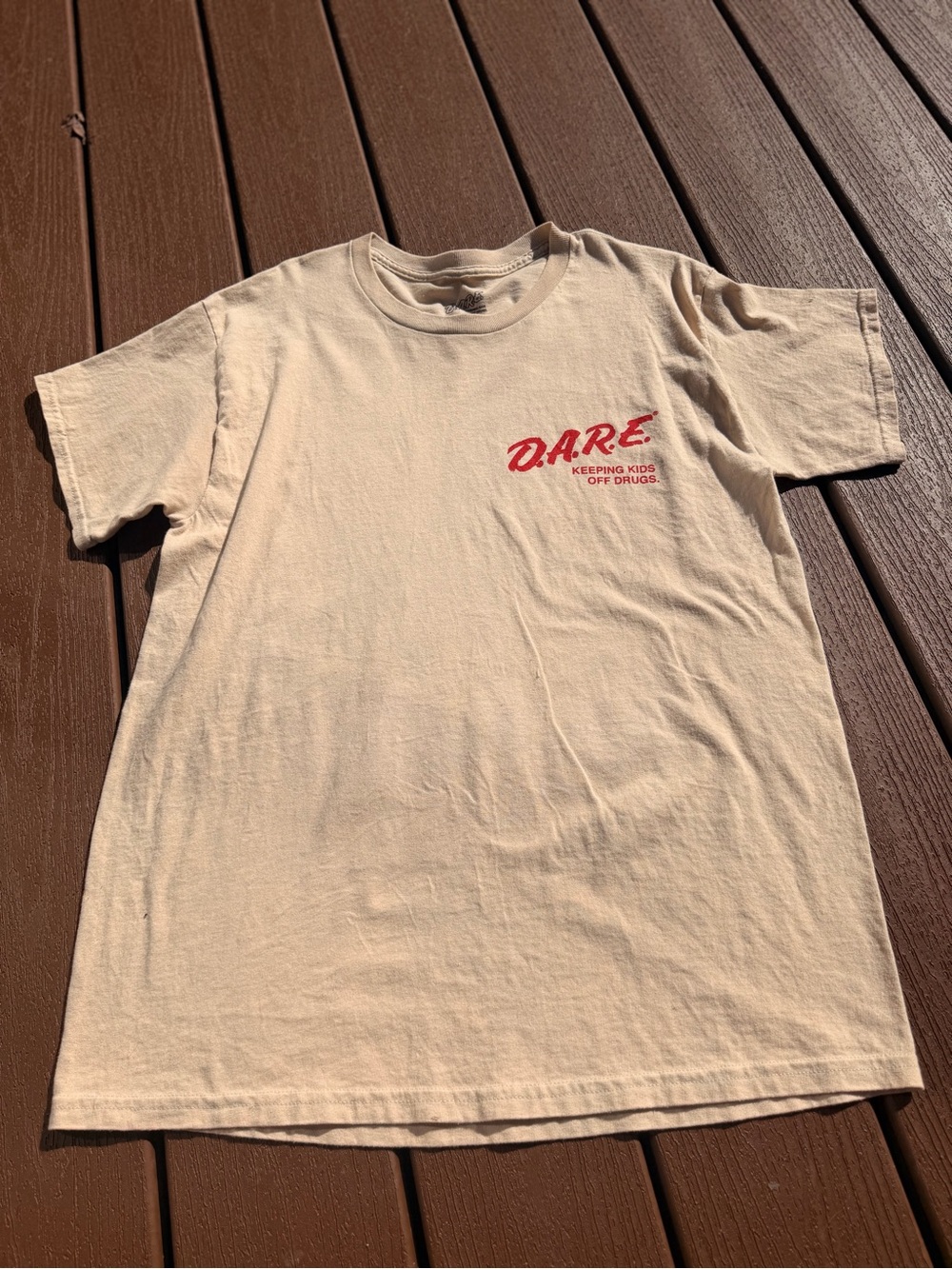 DARE Logo Short Sleeve T-Shirt in Beige